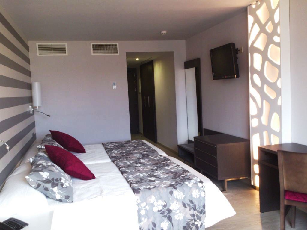 Hotel Rh Vinaros Aura Bagian luar foto
